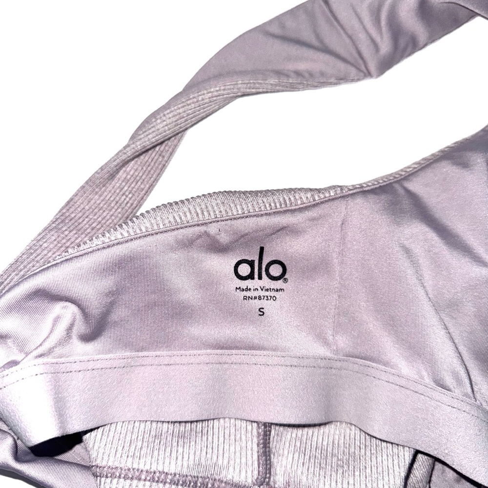 ALO Yoga Lilac Ribbed Cropped Tank - Picture 3 of 3